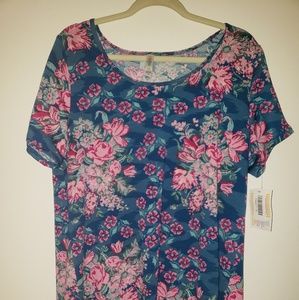 Lularoe Classic Tee